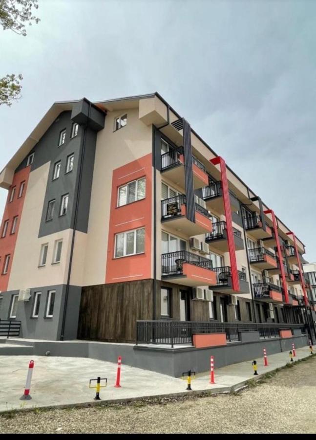 Apartman "N" Srebrno Jezero Ostrovo Eksteriør bilde